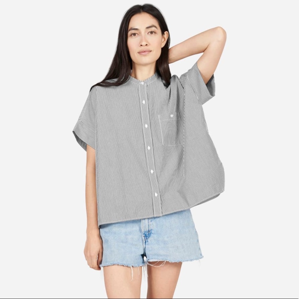 Everlane Collarless Short-Sleeve Square Shirt